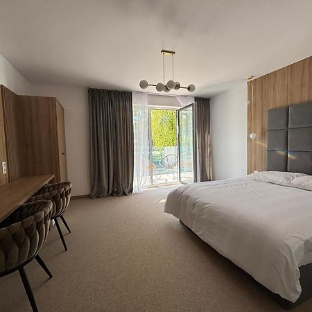 Resort Eden Domki, Apartamenty I Pokoje Jastrzębia Góra 外观 照片