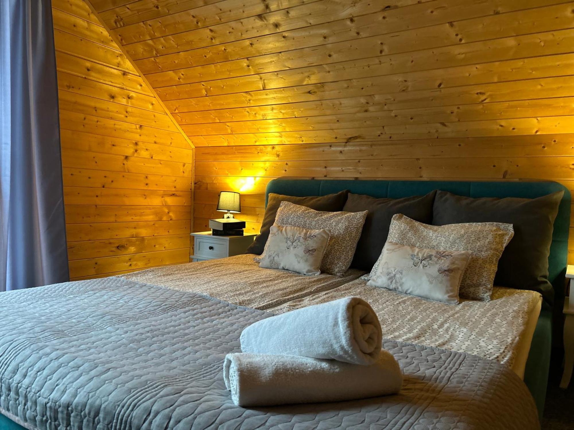 Resort Eden Domki, Apartamenty I Pokoje Jastrzębia Góra 外观 照片